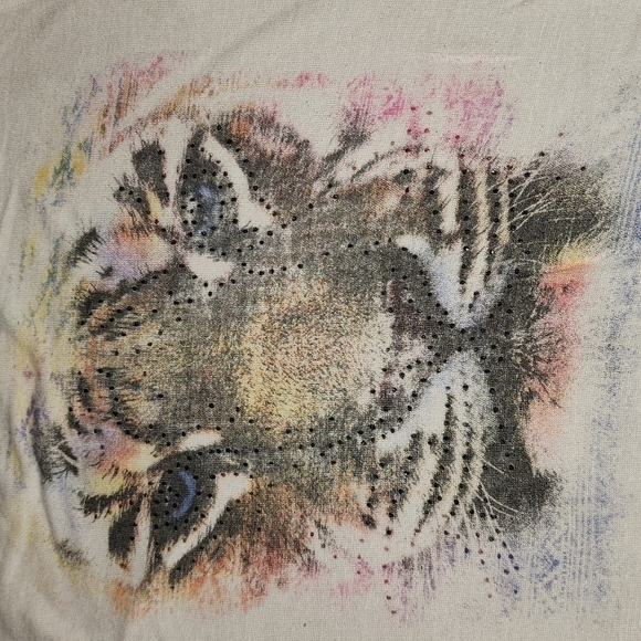 Chic GIRLZ White Short Sleeve Tee with Tiger on Front - Picture 3 of 3